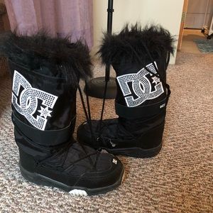 DC Snowboard Style Winter Boots with Rhinestones